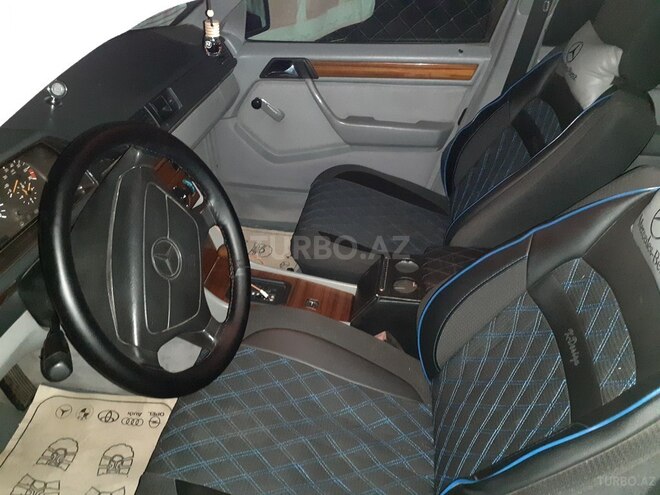Mercedes E 220 1993, 570,000 km - 2.2 l - Şirvan