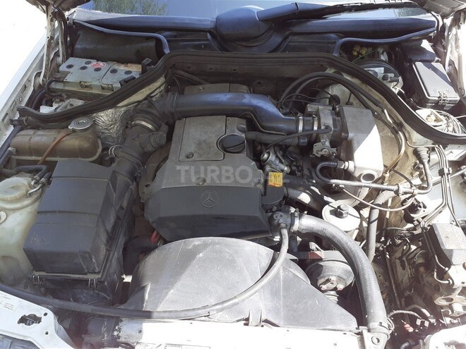 Mercedes E 220 1993, 570,000 km - 2.2 l - Şirvan