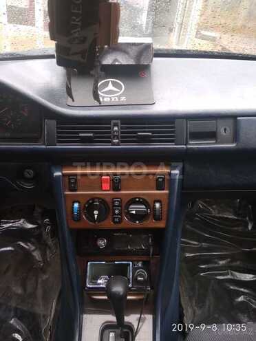 Mercedes E 230 1987, 182,000 km - 2.3 л - Bakı