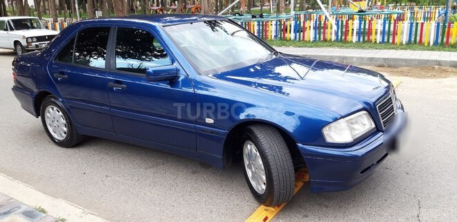 Mercedes C 180 2000, 260,000 km - 1.8 l - Bakı