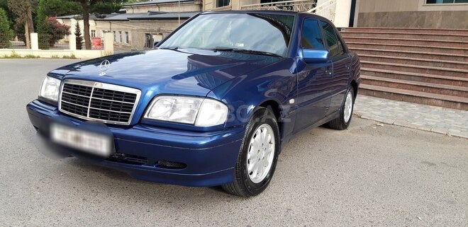 Mercedes C 180 2000, 260,000 km - 1.8 l - Bakı