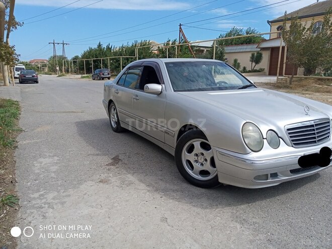 Mercedes E 220 2000, 380,000 km - 2.2 l - Bakı