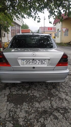 Mercedes C 180 1998, 126,700 km - 1.8 l - Qəbələ