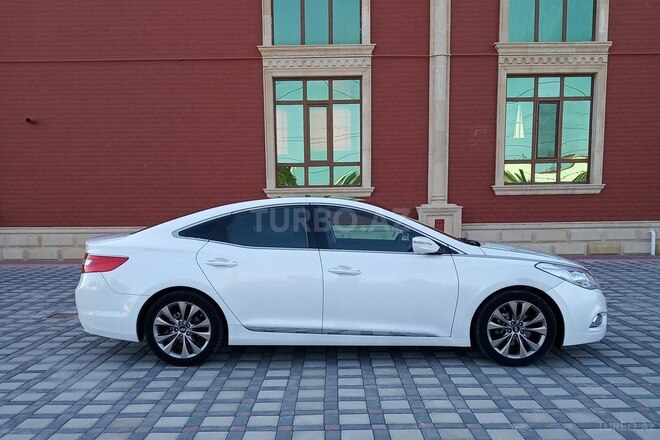 Hyundai Azera 2012, 195,000 km - 2.4 л - Şirvan