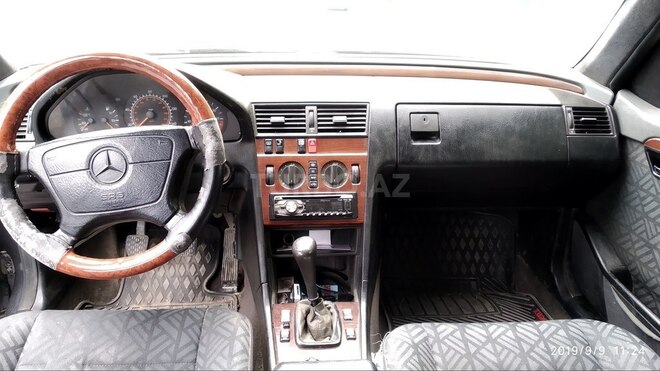 Mercedes C 180 1994, 325,000 km - 1.8 l - Sumqayıt