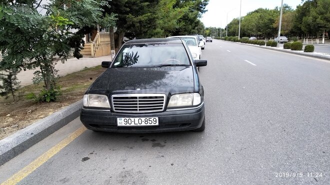 Mercedes C 180 1994, 325,000 km - 1.8 l - Sumqayıt