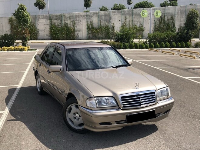 Mercedes C 200 1999, 327,053 km - 2.0 l - Bakı