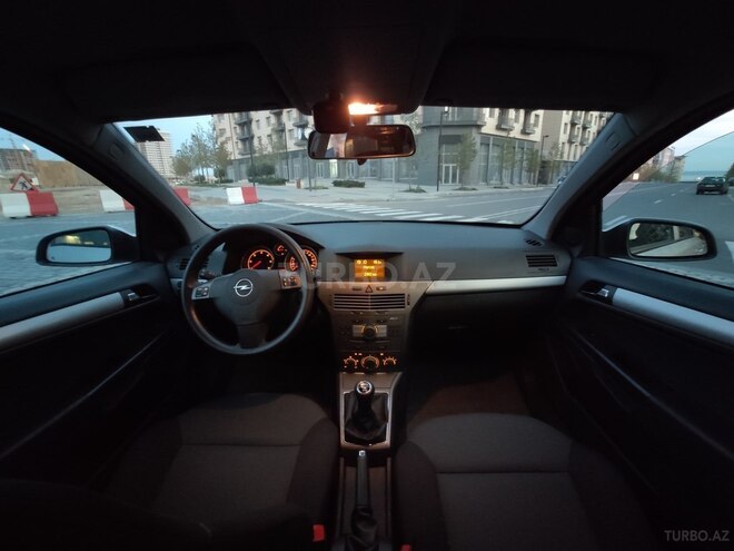 Opel Astra 2006, 172,000 km - 1.3 л - Bakı