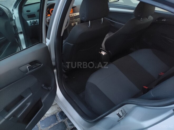 Opel Astra 2006, 172,000 km - 1.3 л - Bakı