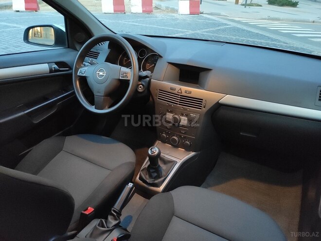 Opel Astra 2006, 172,000 km - 1.3 л - Bakı