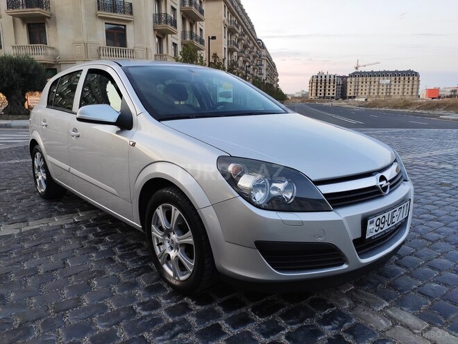 Opel Astra 2006, 172,000 km - 1.3 л - Bakı