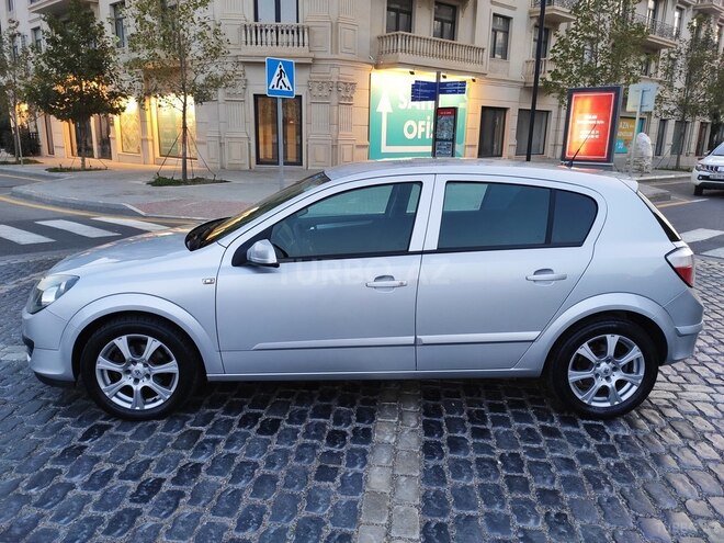 Opel Astra 2006, 172,000 km - 1.3 л - Bakı
