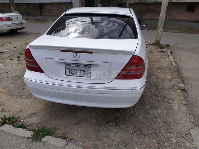 Mercedes C 200 2000, 276,112 km - 2.0 l - Sumqayıt