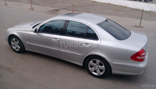 Mercedes E 240 2004, 219,000 km - 2.6 l - Bakı