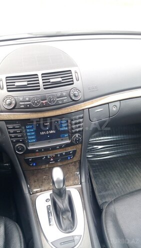 Mercedes E 240 2004, 219,000 km - 2.6 l - Bakı