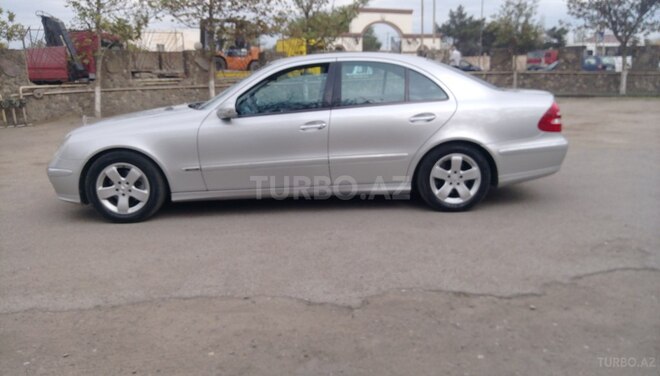 Mercedes E 240 2004, 219,000 km - 2.6 l - Bakı