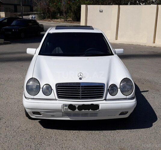 Mercedes E 230 1997, 245,000 km - 2.3 l - Bakı