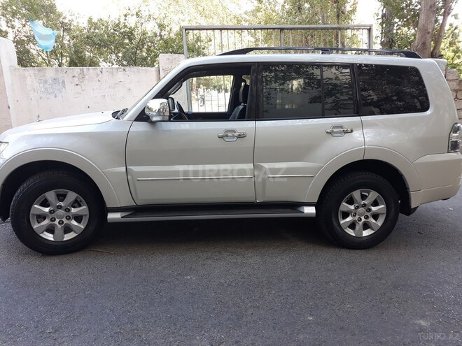 Mitsubishi Pajero 2013, 87,000 km - 3.0 l - Bakı