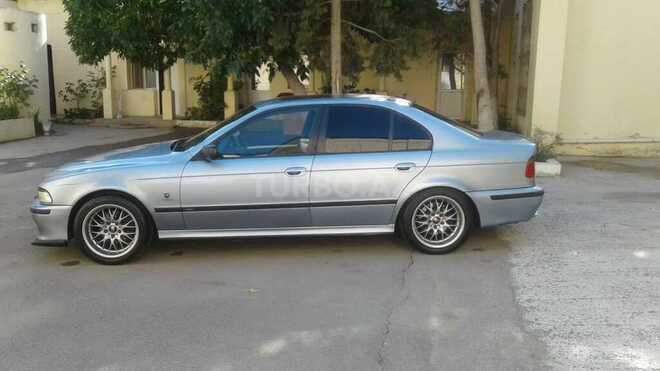 BMW 528 1996, 318,000 km - 2.8 l - Bakı