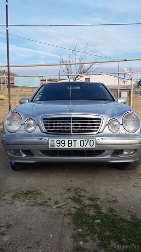 Mercedes E 280 2002, 284,000 km - 2.8 l - Bakı