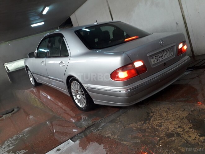 Mercedes E 280 2002, 284,000 km - 2.8 l - Bakı