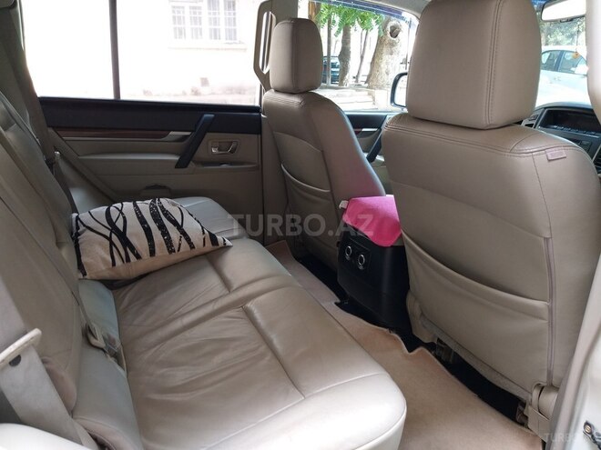 Mitsubishi Pajero 2007, 198,000 km - 3.0 л - Bakı