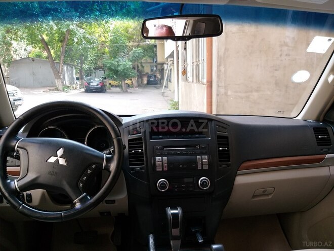 Mitsubishi Pajero 2007, 198,000 km - 3.0 л - Bakı