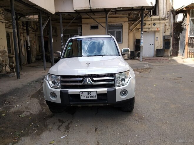 Mitsubishi Pajero 2007, 198,000 km - 3.0 л - Bakı
