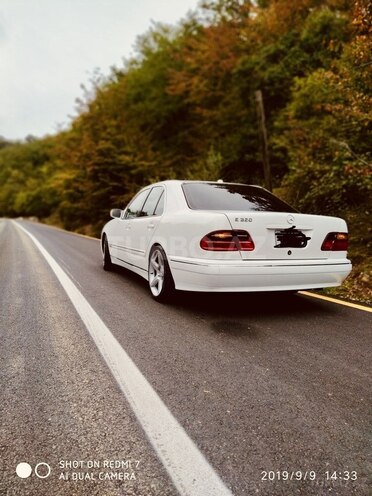 Mercedes E 320 2000, 284,000 km - 3.2 л - Lənkəran