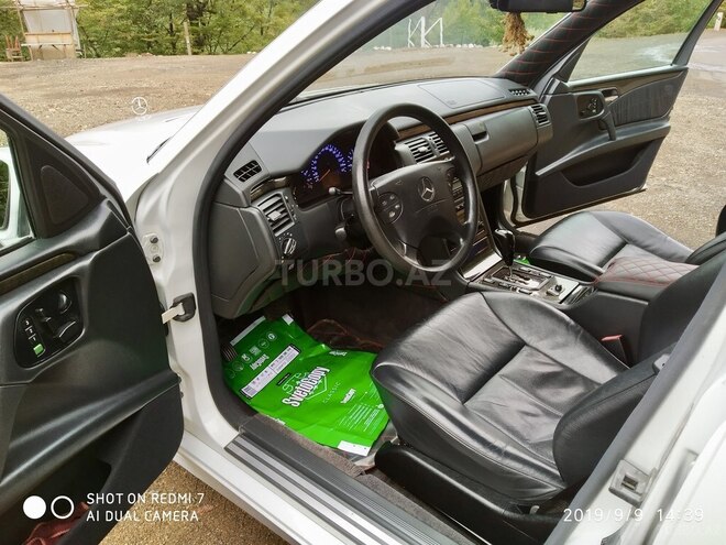 Mercedes E 320 2000, 284,000 km - 3.2 л - Lənkəran