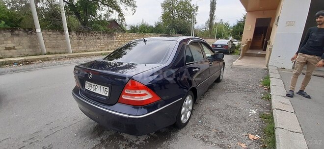 Mercedes C 240 2000, 294,000 km - 2.6 l - İsmayıllı