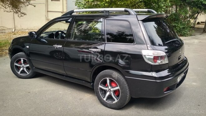 Mitsubishi Outlander 2003, 155,000 km - 2.4 л - Bakı