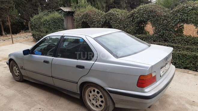 BMW 318 1995, 408,000 km - 1.8 l - Masallı