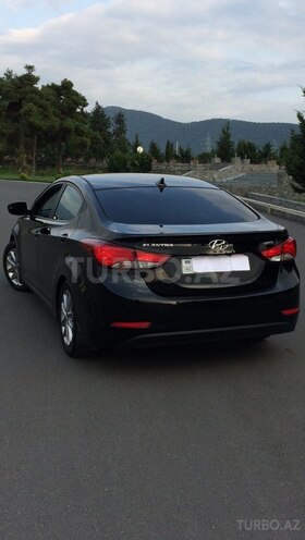 Hyundai Elantra 2015, 92,000 km - 1.8 l - Qax