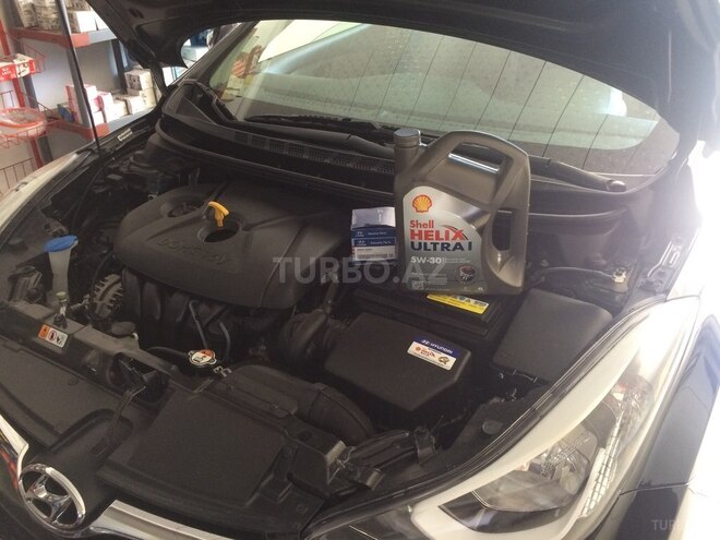 Hyundai Elantra 2015, 92,000 km - 1.8 l - Qax