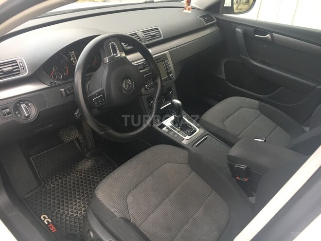Volkswagen Passat 2013, 135,000 km - 1.8 l - Bakı