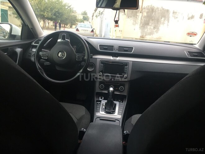 Volkswagen Passat 2013, 135,000 km - 1.8 l - Bakı