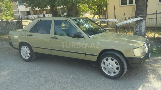 Mercedes 190 1984, 265,635 km - 2.0 л - İsmayıllı
