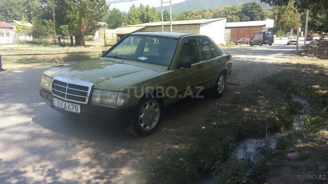 Mercedes 190 1984, 265,635 km - 2.0 л - İsmayıllı