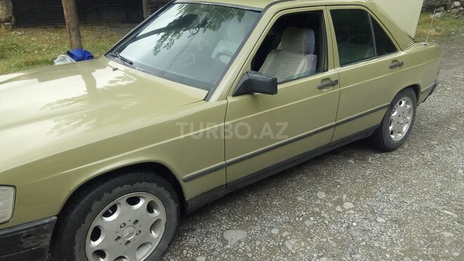 Mercedes 190 1984, 265,635 km - 2.0 л - İsmayıllı