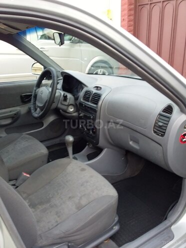 Hyundai Accent 2003, 250,000 km - 1.6 л - Bakı
