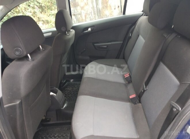 Opel Astra 2005, 216,000 km - 1.4 л - Bakı