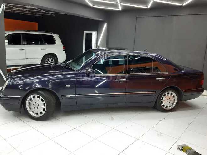 Mercedes E 280 1998, 322,000 km - 2.8 l - Bakı