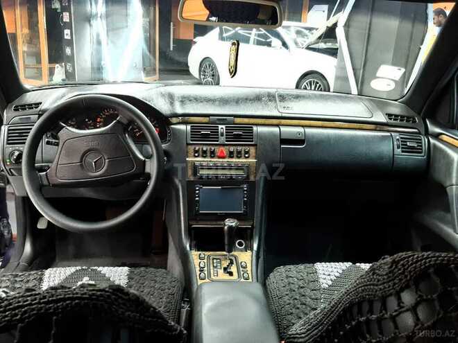 Mercedes E 280 1998, 322,000 km - 2.8 l - Bakı