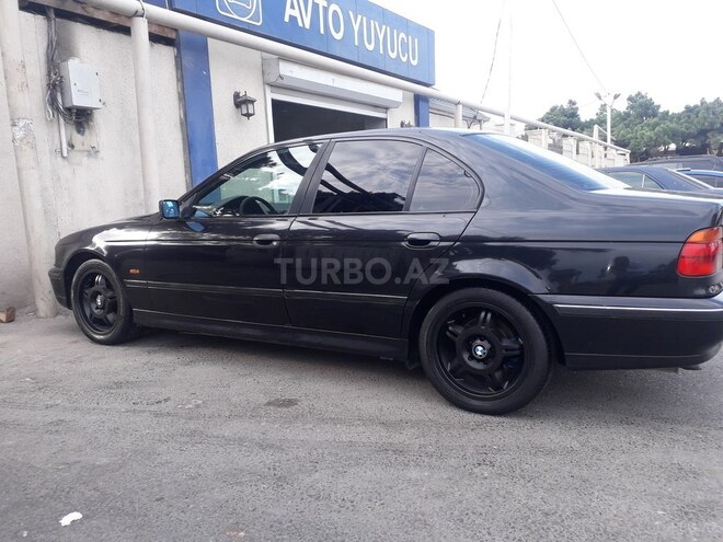 BMW 523 1997, 258,000 km - 2.5 l - Bakı
