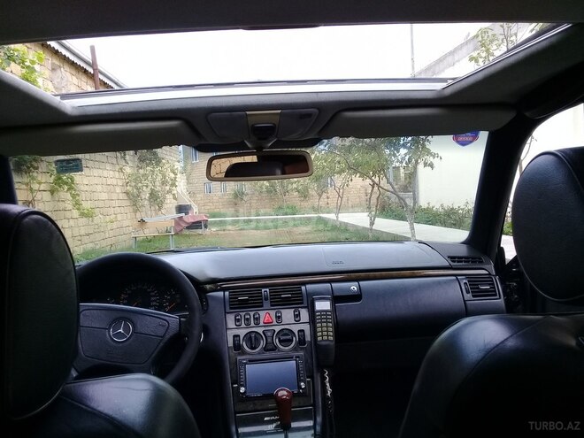 Mercedes E 230 1998, 490,000 km - 2.3 l - Bakı