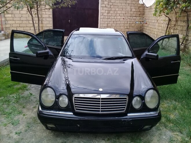 Mercedes E 230 1998, 490,000 km - 2.3 l - Bakı