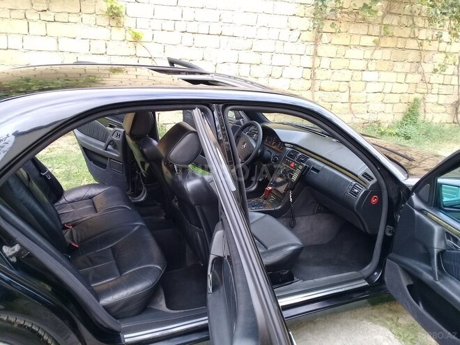 Mercedes E 230 1998, 490,000 km - 2.3 l - Bakı