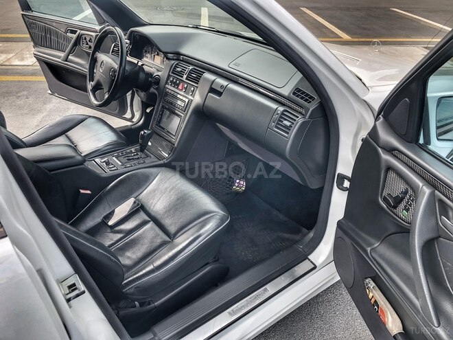 Mercedes E 320 2000, 160,000 km - 3.2 л - Bakı
