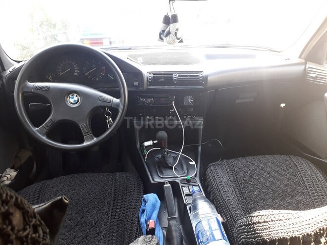 BMW  1991, 280,000 km - 2.4 l - Şəmkir